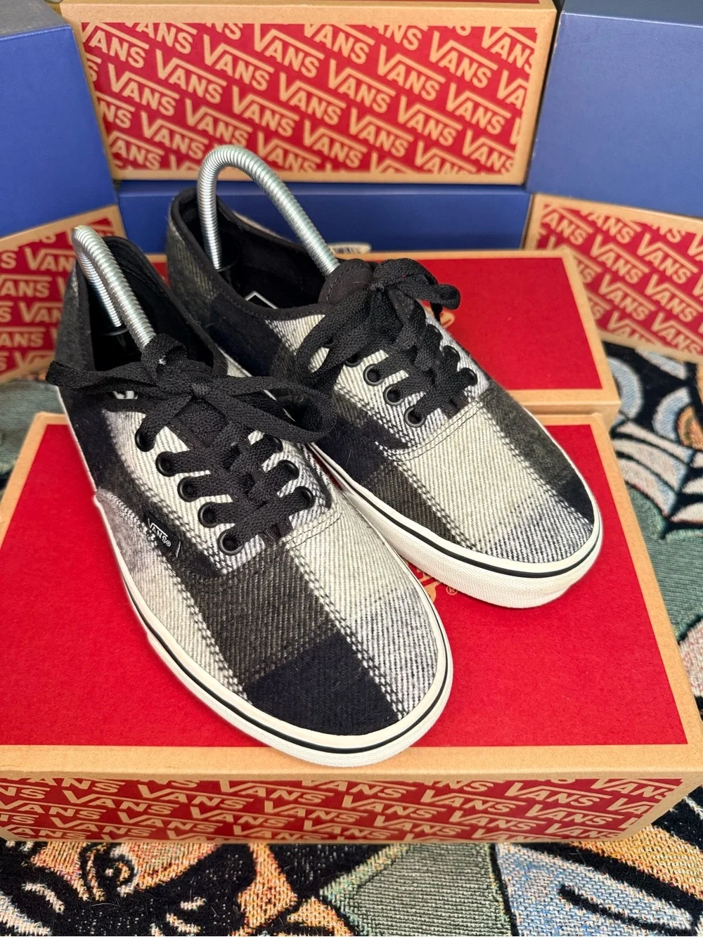 Lightly Worn Vans Black, Green & White Plaid Classic Authentic Men 8/Women 9.5